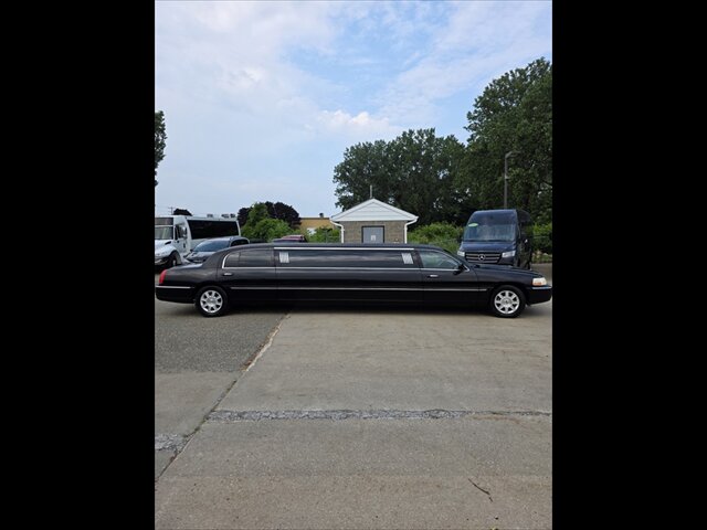 2011 Lincoln Town Car Executive